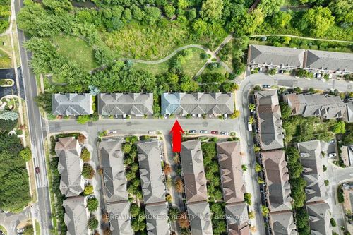 286-23 Observatory Lane, Richmond Hill, ON, L4C0M7 | Card Image