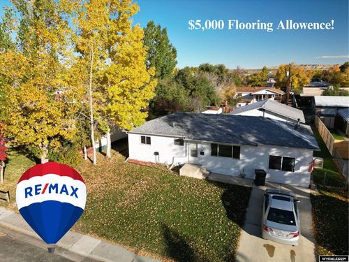 960 Dabich Ave, Lander, WY, 82520-2611 | Card Image