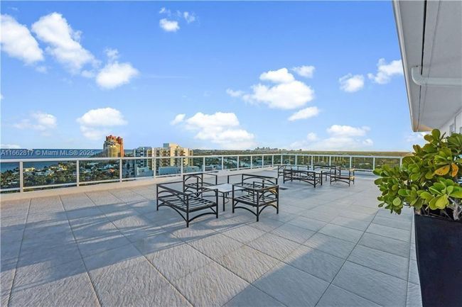 APT-1807 - 2841 N Ocean Blvd, Condo with 2 bedrooms, 2 bathrooms and null parking in Fort Lauderdale FL | Image 23