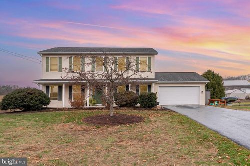 1038 Powells Valley Rd, HALIFAX, PA, 17032-9663 | Card Image