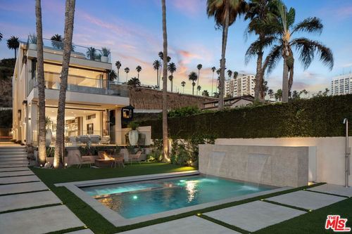 940 Palisades Beach Rd, Santa Monica, CA, 90403-2410 | Card Image