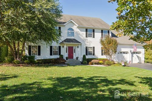 33 Samantha Cir, Matawan, NJ, 07747-6824 | Card Image