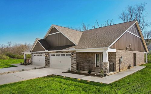 5019 Waterford Ln, Middletown, OH, 45042-4018 | Card Image
