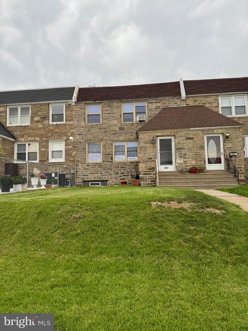 3017 Tyson Ave, Philadelphia, PA, 19149-1910 | Card Image