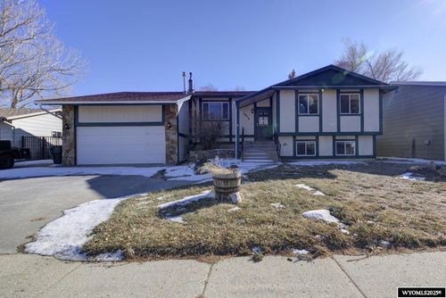 2935 Mockingbird Trail, Casper, WY, 82604 | Card Image