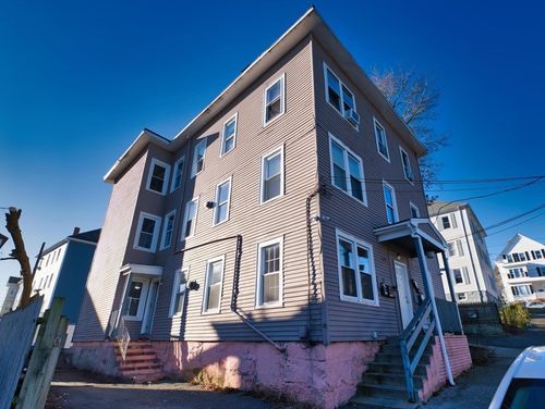 20 Lafrance Ct, New Bedford, MA, 02740-8440 | Card Image