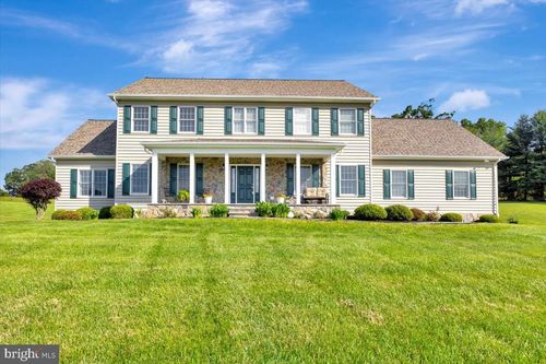 568 Turf Farm Dr, ELDERSBURG, MD, 21784-9406 | Card Image