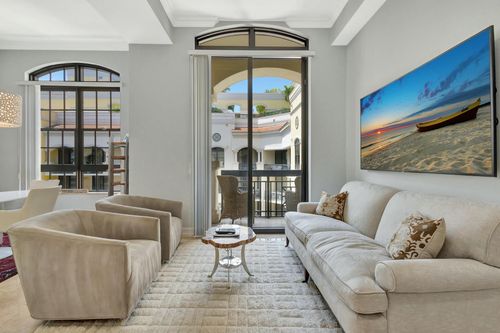 2108-701 S Olive Ave, West Palm Beach, FL, 33401-6104 | Card Image