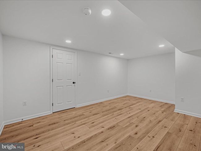 89 Morgan Grove Rd, Home with 4 bedrooms, 3 bathrooms and null parking in SHEPHERDSTOWN WV | Image 43