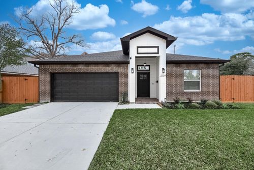 2139 Counter Point Dr, Houston, TX, 77055-1707 | Card Image