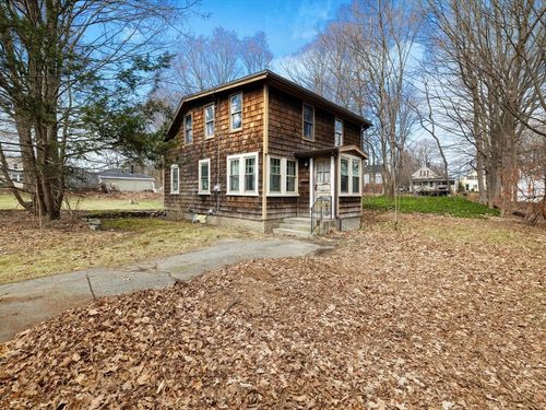 18 Cedar Street, Westborough, MA, 01581 | Card Image
