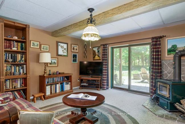 248504 5 Sideroad, House other with 3 bedrooms, 3 bathrooms and 18 parking in Mono ON | Image 35