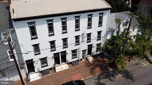 23 E Union St, BURLINGTON, NJ, 08016-1508 | Card Image