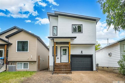 1220 Av H N, Saskatoon, SK, S7L2E2 | Card Image