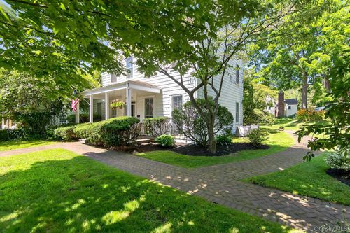 1-4 Parkview Terrace, Huntington, NY, 11743 | Card Image