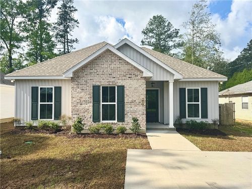 2517 Pelican St, Slidell, LA, 70460-6635 | Card Image