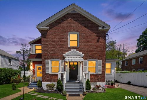 33-31-33 Plymouth St, Bridgeport, CT, 06610-2117 | Card Image