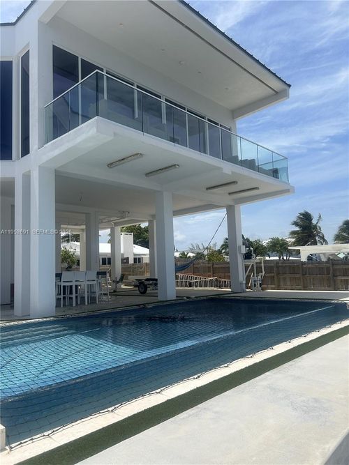 1553 Sunrise Dr, Big Pine Key, FL, 33043-5006 | Card Image