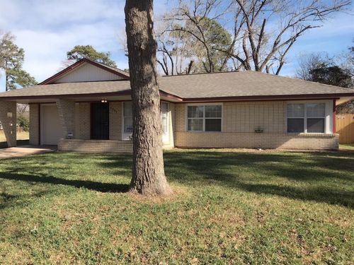6001 Bretshire Dr, Houston, TX, 77016-3211 | Card Image