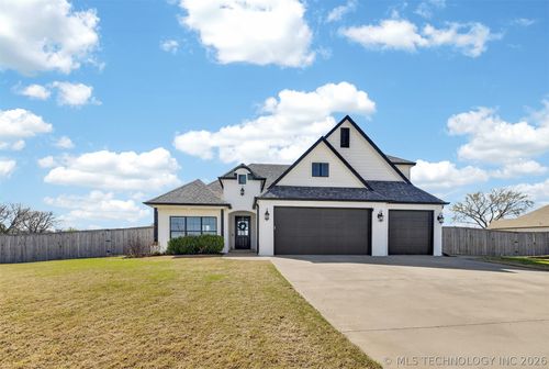 2090 E 176th St S, Mounds, OK, 74047-5483 | Card Image