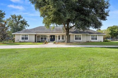 Front of Home | Image 1