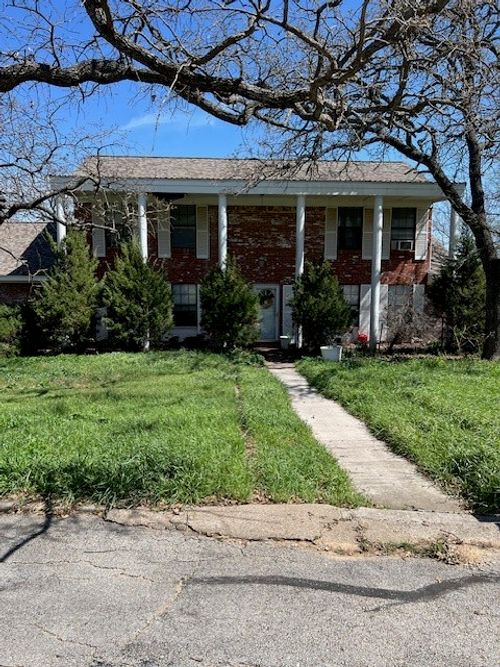 6661 Fm 920, Bridgeport, TX, 76426-4927 | Card Image