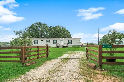 9144 Hensarling Ln, Bryan, TX, 77808-7942 | Card Image