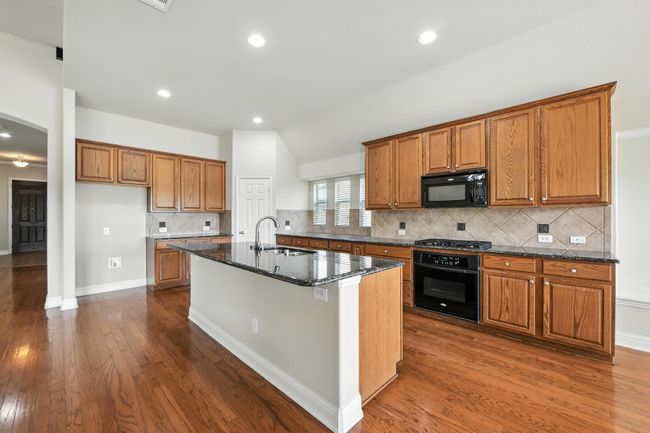 8120 Tyler Dr, House other with 3 bedrooms, 2 bathrooms and null parking in Lantana TX | Image 18