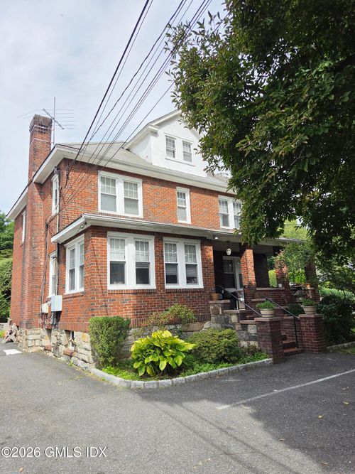 b-96 Valley Rd, Cos Cob, CT, 06807-2226 | Card Image