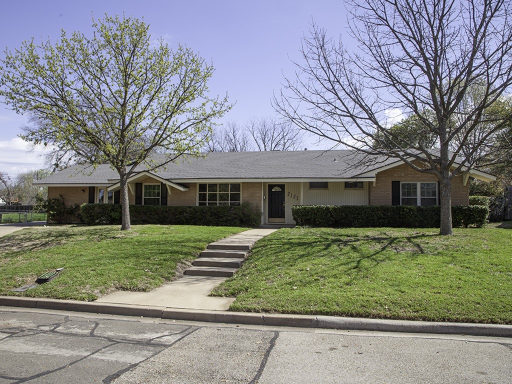Lake James Dr, Waco, TX 76710