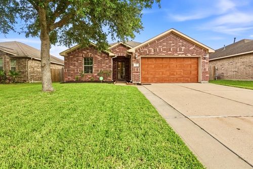 379 Henry St, Alvin, TX, 77511-4762 | Card Image