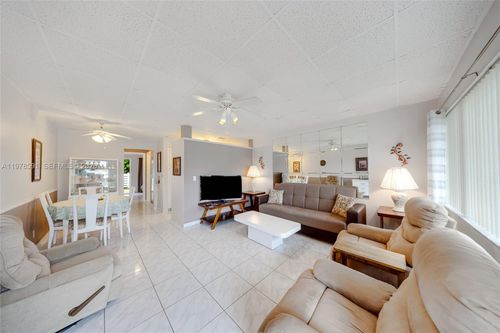 apt-6v-815 Sw 10th Ter, Hallandale Beach, FL, 33009-6763 | Card Image