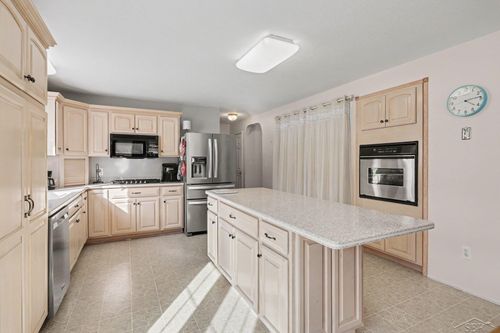 10200 Lake Station Ave, Lake, MI, 48632-9098 | Card Image