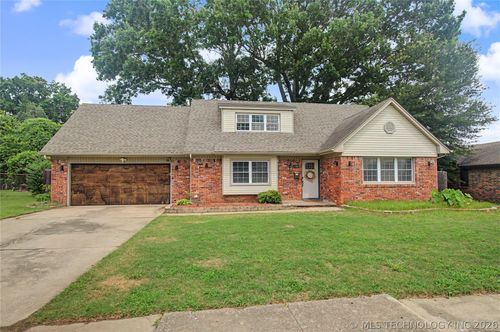 408 Rodman Cir, Muskogee, OK, 74403-8634 | Card Image