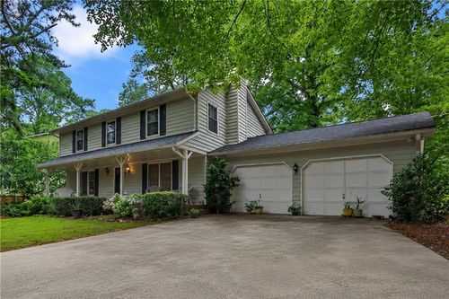 5281 Enchanted Cv Sw, Lilburn, GA, 30047-6329 | Card Image