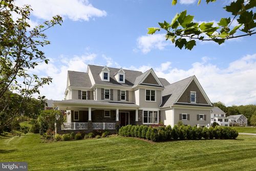 1052 Eagle Rd, WAYNE, PA, 19087-3614 | Card Image