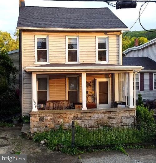 634 S 2nd St, LYKENS, PA, 17048-1503 | Card Image