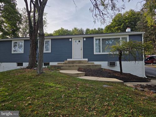 1117 Grosstown Rd, STOWE, PA, 19464-6127 | Card Image