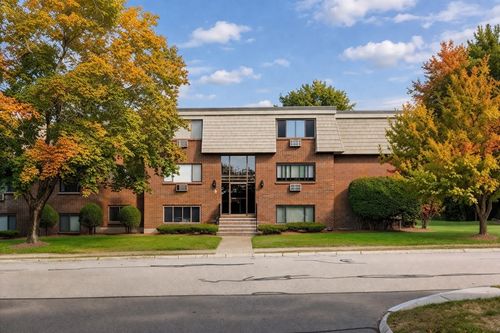 apt-1-5 Hallmark Gdns, Burlington, MA, 01803-3533 | Card Image