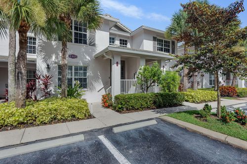 202-8305 Whisper Trace Way, Naples, FL, 34114-9448 | Card Image