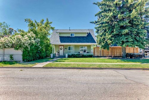 222 Noble Street, Nobleford, AB, T0L1S0 | Card Image