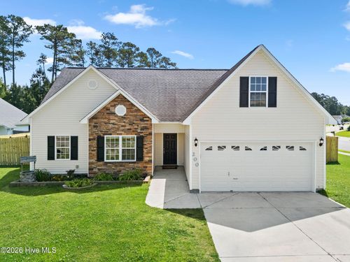 200 Ivy Glen Ln, Jacksonville, NC, 28546-8691 | Card Image