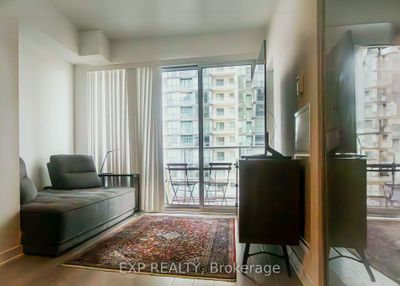 2010 - 5180 Yonge St, Condo with 1 bedrooms, 1 bathrooms and 1 parking in North York ON | Image 1