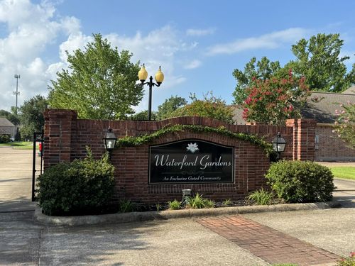 21 Waterford Gdns, Orange, TX, 77630 | Card Image