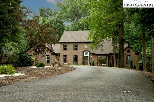 455 Old Farms Rd, Wilkesboro, NC, 28697-7449 | Card Image