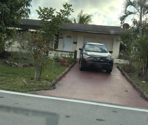 4803 Highland Dr, Tamarac, FL, 33319-3752 | Card Image