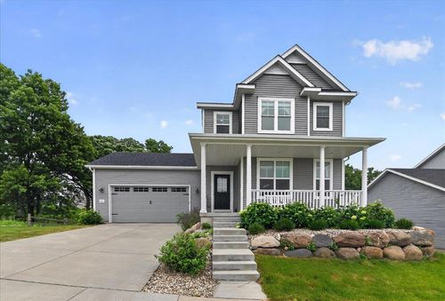 523 Tawny Elm Pkwy, Verona, WI, 53593-2324 | Card Image