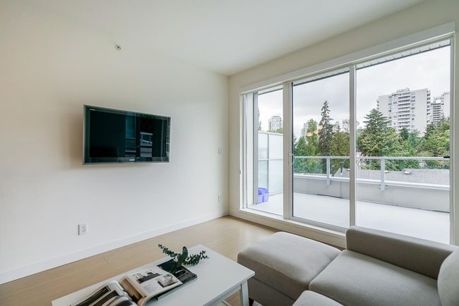 508 - 5460 Broadway, Condo with 1 bedrooms, 1 bathrooms and 1 parking in Burnaby BC | Image 13