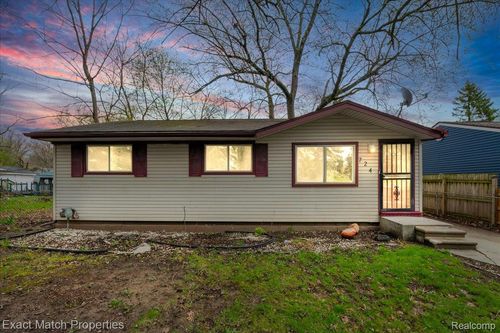 724 Parkwood Ave, Pontiac, MI, 48340-3067 | Card Image