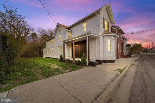 4 Walnut St, SALEM, NJ, 08079-1707 | Card Image